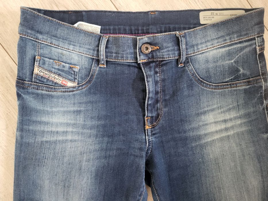 Джинсы Diesel...