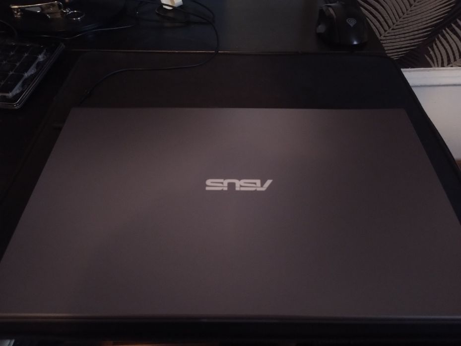 Laptop Asus I5 gen 10