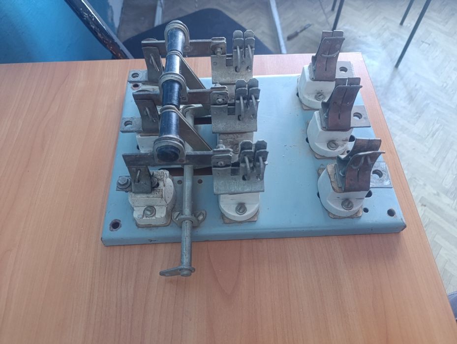 Рубильник 0.4 кВ