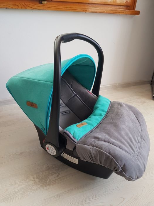 Детска столчe за кола lorelli