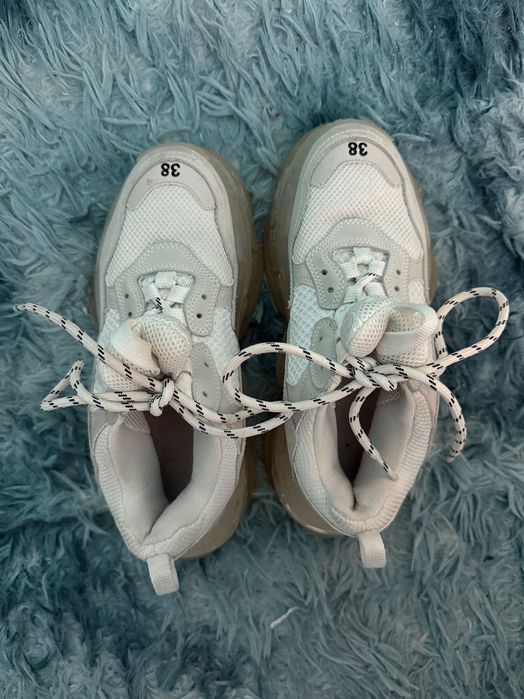 Balenciaga triple S