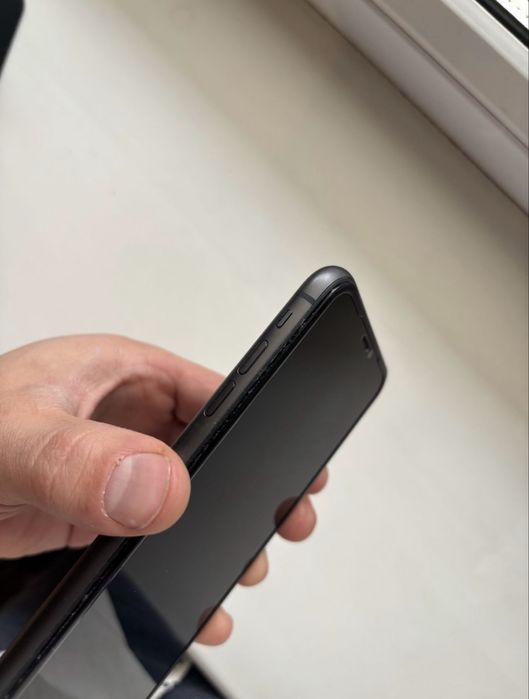 Продам Айфон 11 128гб Акб 100