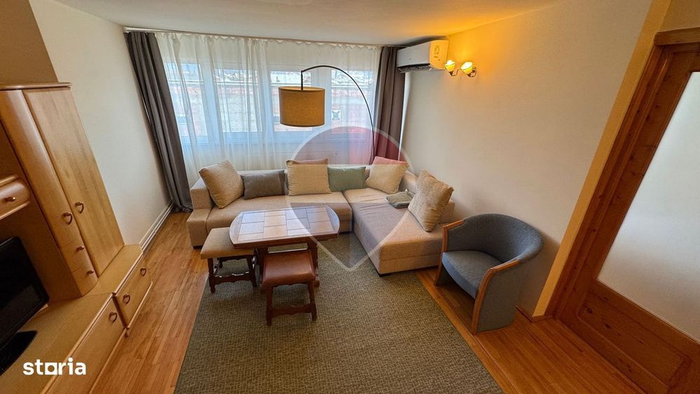 DE ÎNCHIRIAT apartament spatios cu 2 camere în vilǎ