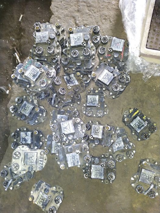 Коммутатор 102  матор мерседес