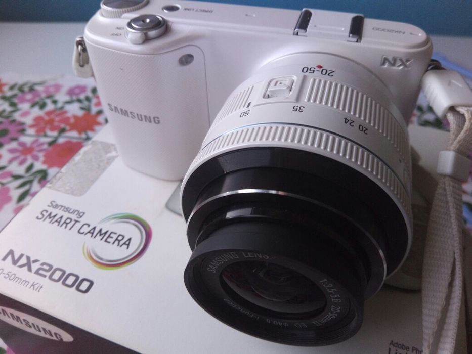 Aparat foto Samsung NX2000