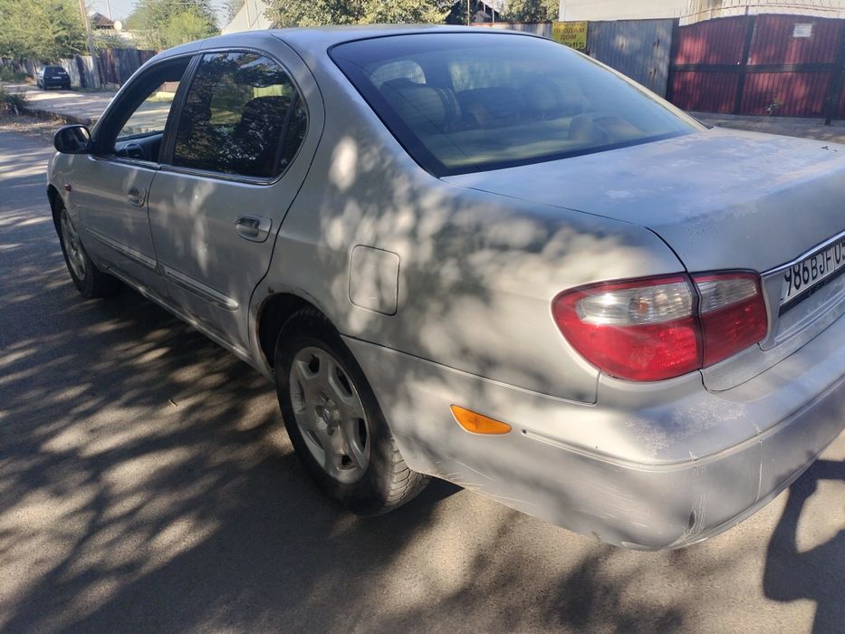 Продам машину 2001года Максима