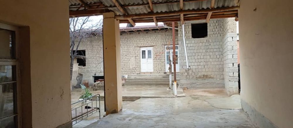 8 ta uyi bor 18 mert podval