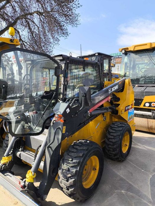 Мини-погрузчик XCMG XC740K -(0,45м³). SR760RU -(0,6м³)