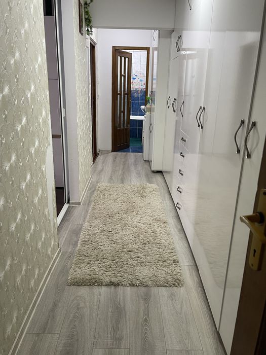 Apartament cu 2 camere la cheie