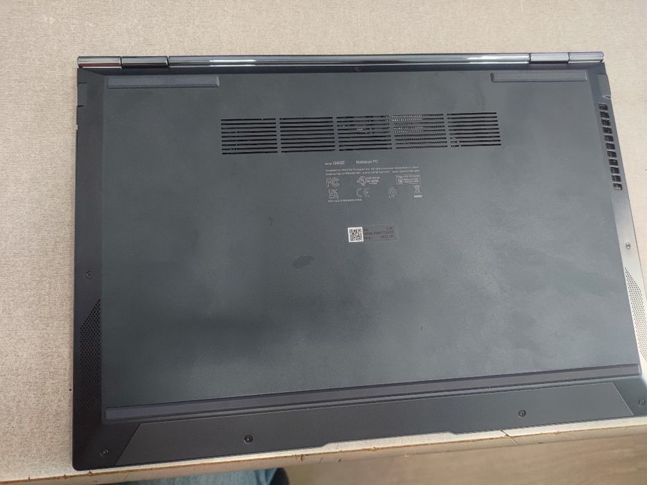 ASUS ZenBook OLED (Q409ZA)| i5 12th | 8 (DDR5) RAM | 256 nvme