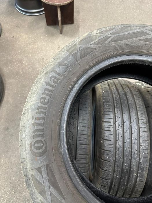 Vand 4 anvelope Continetal 205\60 16  150 bucata
