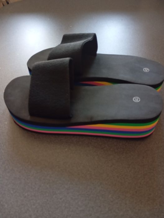 Продам сланцы для бассейна