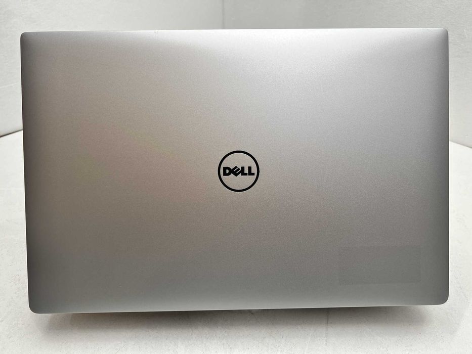 реновиран Mobile Workstation Dell Precision 5510 15.6" i7-6820HQ 16GB 256GB клас Б с Гаранция