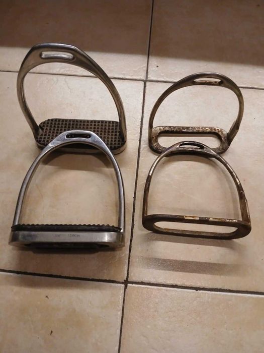 Комплект стремена