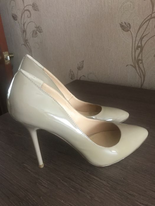 Туфли лакированные