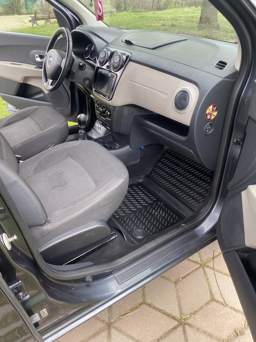 Dacia Lodgy. 1,5 DCI. 7-Locuri. 110 CP