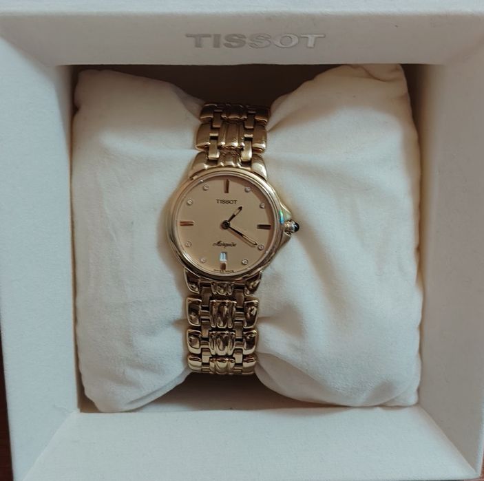 Дамски часовник Tissot  Marquise 18 карата златно покритие.