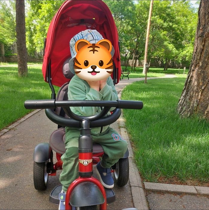 Велосипед детский с ручкой