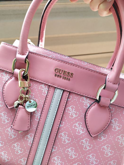 Шикарная сумка Guess satchel оригинал