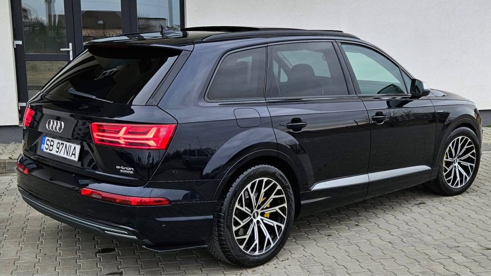 Audi Q7 E-Tron 2017 E6 Facelift 3.0 D 372 CP + Curent Panoramic Plasma Incalzire Racire Matrix Distronic Suspensie Extra Mega Full