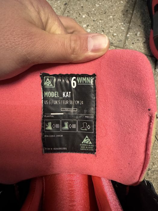 Продам сноуборд Roxy