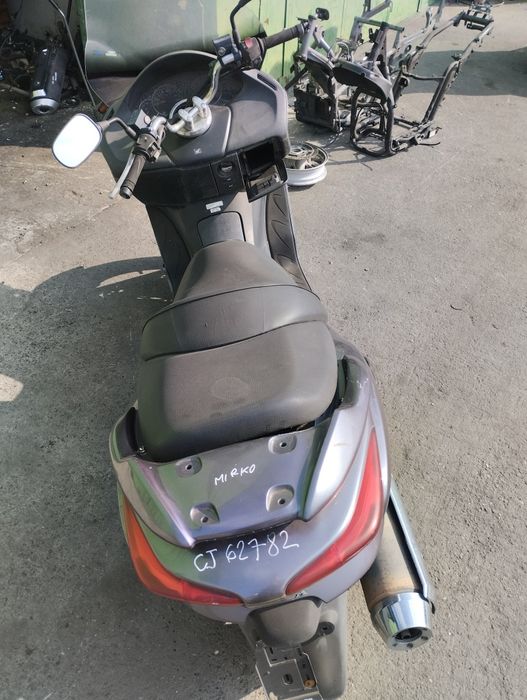 Honda Forza-250 i-На части