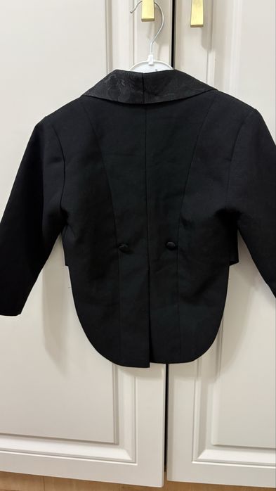 Продам классные вещи на мальчика по 1000