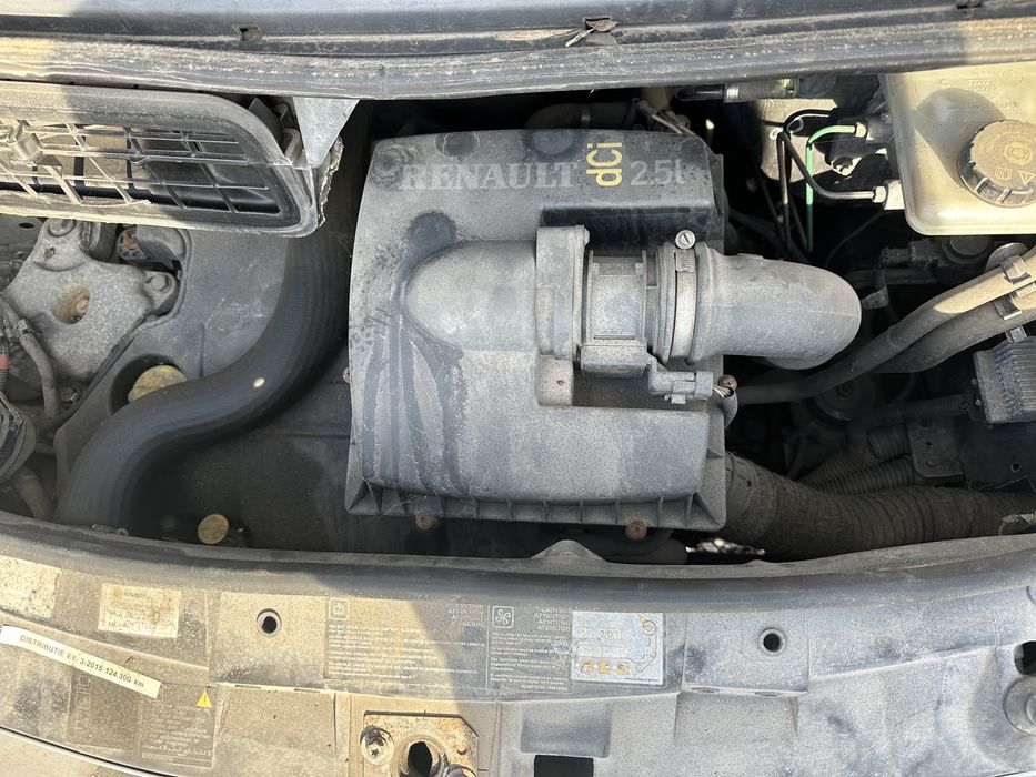 Renault Traffic 2.5DCI на части