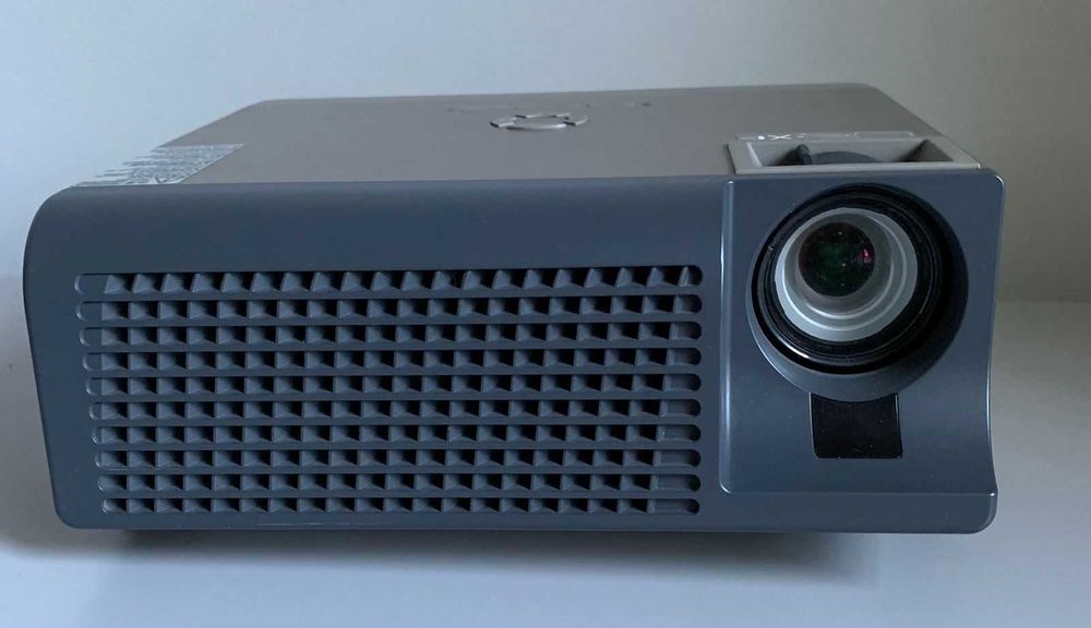 Проектор Mitsubishi, б/у
