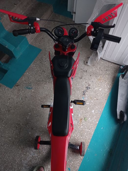 Велосипед в дизайне мотоцикл