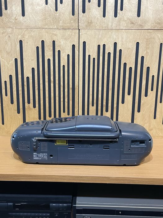 Radio casetofon cu cd boombox sanyo servisat functional