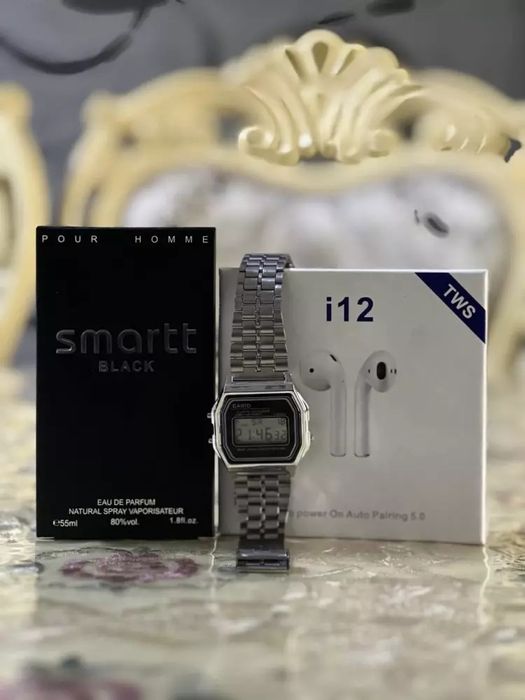 Casio Smartt black Airpods