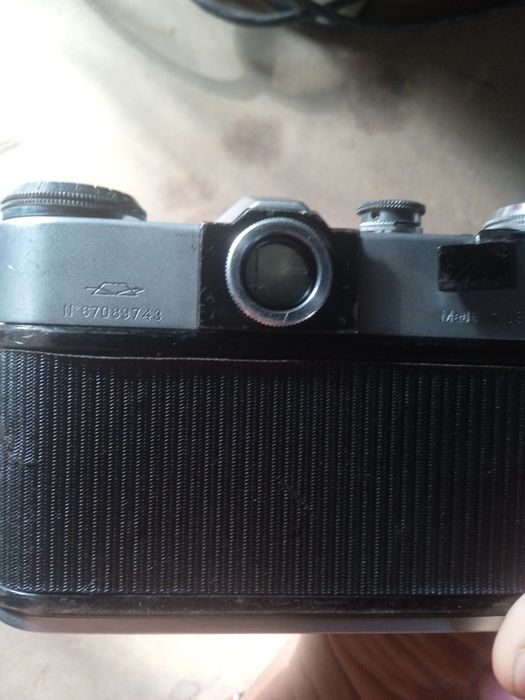 Фотоаппараты зенит, любитель продам