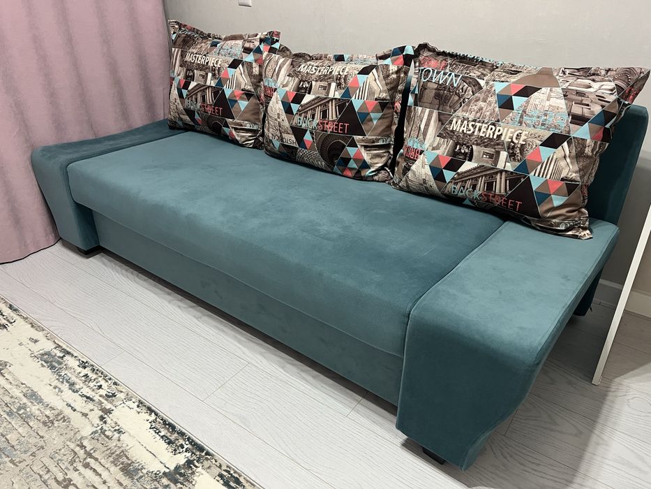 Продам диван в хорошем состоянии