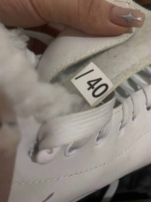 Коньки женские р40