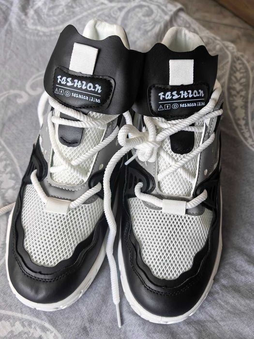 ХИТ Мъжки маратонки 44номер