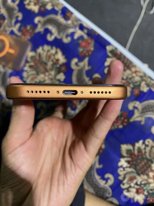 Iphone 17 pro max dubai sotiladi