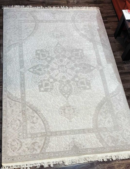 Covor acrilic model pierre cardine