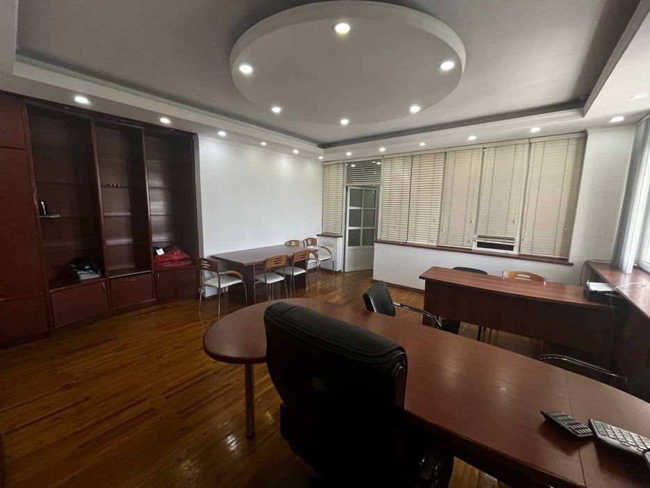 2х комнатный Офис с мебелью на м.Ойбек