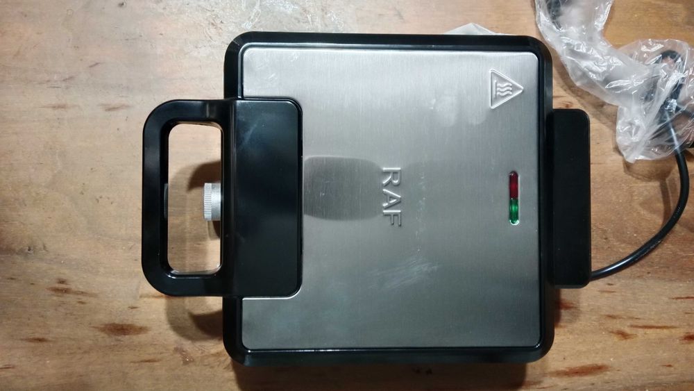 продам вафельницу