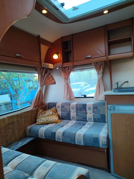 Rulota Bailey 2008  pat fix frantuzesc motor mover greutate 972kg