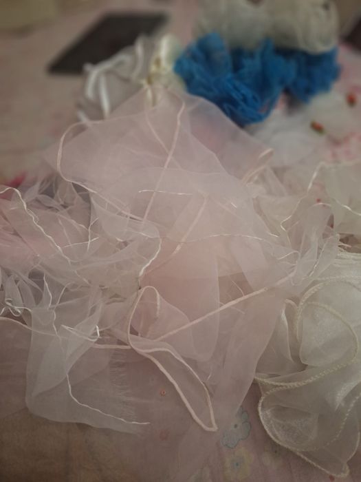 Продам бантики для девочки