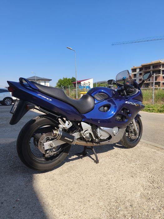 Suzuki GSX 750 F - 2005 - categ. A - A2