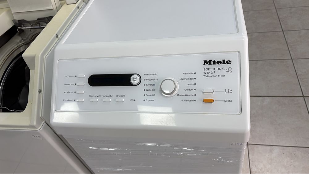 Miele Softtronic W 643 F пералня с горно отваряне капацитет до 6 кг  /24 мес гаранция