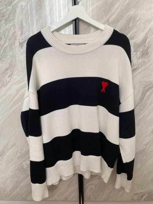 свитер от ami paris