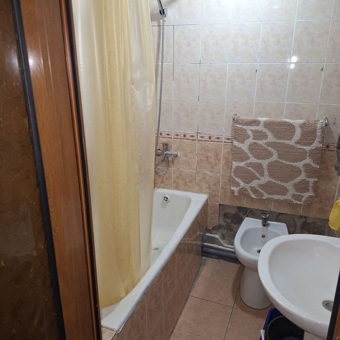 Квартира Ц-15 2/2/5 сотилади