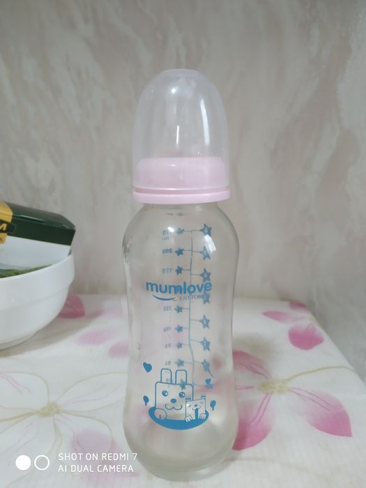 Продам бутылочки для кормления