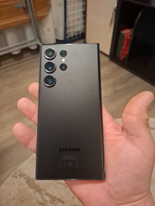 Samsung S23 Ultra,cu 1 Terra memorie interna, 12GRAM, ca nou