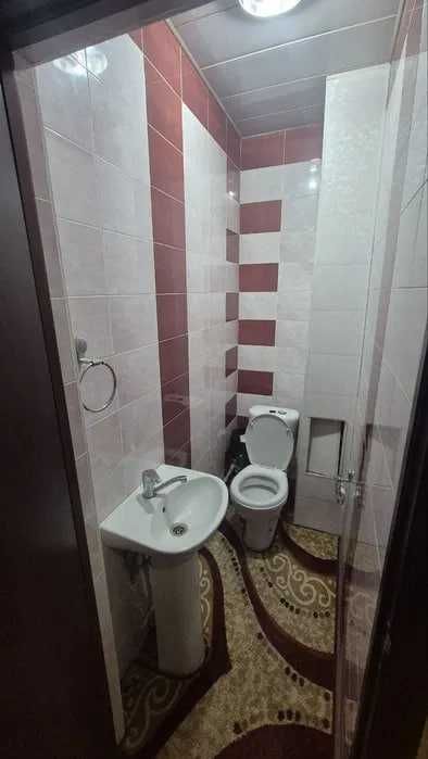 Продаётся квартира Юнусабад10 4 ком 4 этаж чистая квартира Срочно