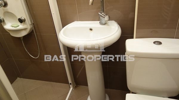 Дава се под наем Двустаен апартамент в София, Център - 62 кв.м за 747.66 € - Снимка #2